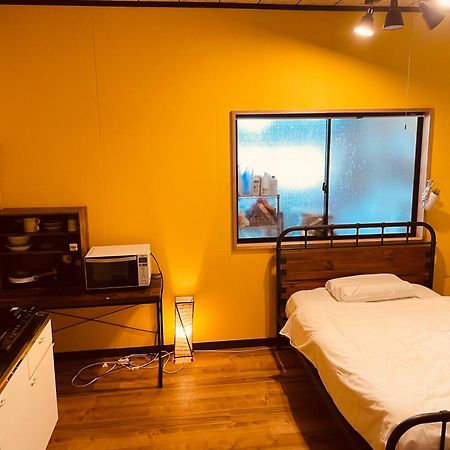 Bakushuku Den Guest House Brew Мацуяма Экстерьер фото