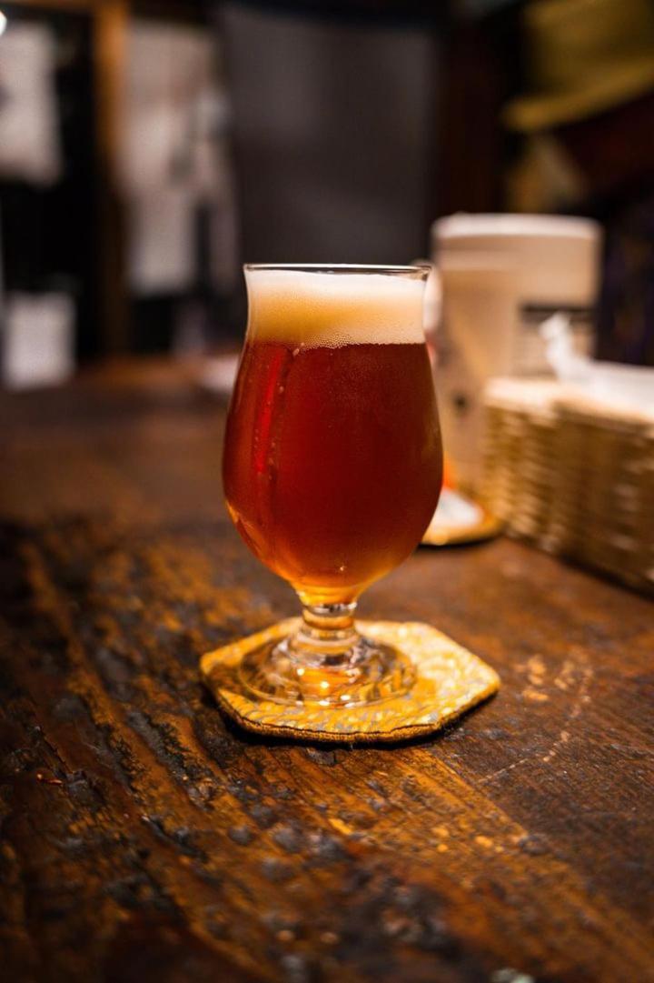 Bakushuku Den Guest House Brew Мацуяма Экстерьер фото